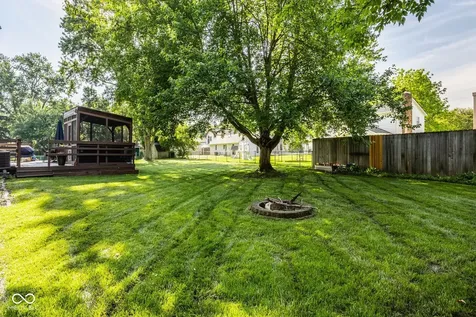 8313 Goldfinch Circle Indianapolis IN 46256