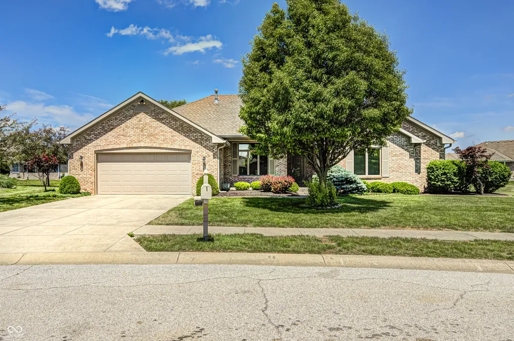 1156 Woodridge Brownsburg IN 46112