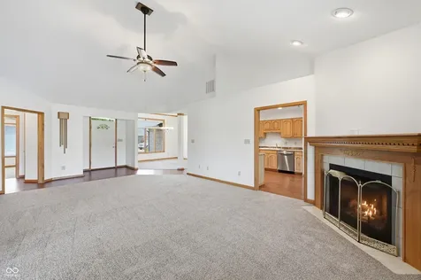 1156 Woodridge Brownsburg IN 46112
