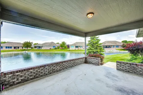 1156 Woodridge Brownsburg IN 46112