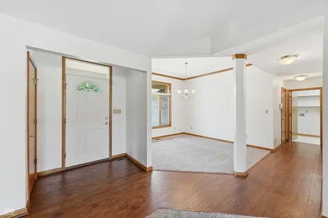 1156 Woodridge Brownsburg IN 46112