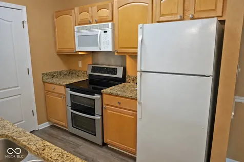 12914 University Crescent Carmel IN 46032