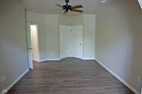 12914 University Crescent Carmel IN 46032