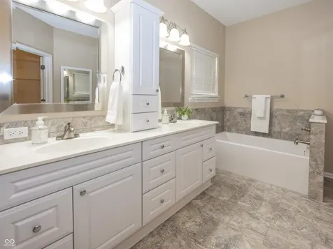 16790 Maraschino Drive Noblesville IN 46062