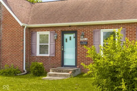 2411 Ohio Avenue Columbus IN 47201