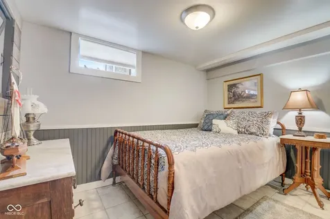 7723 E 75th Street Indianapolis IN 46256