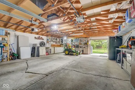 7723 E 75th Street Indianapolis IN 46256