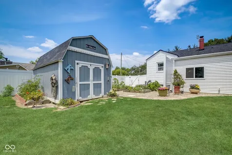 7723 E 75th Street Indianapolis IN 46256