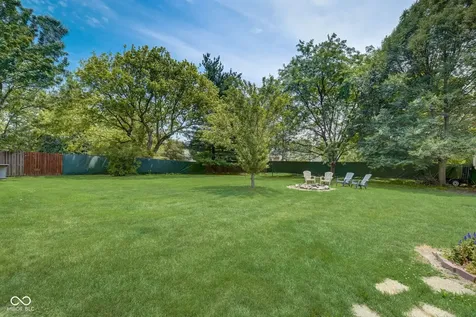 7723 E 75th Street Indianapolis IN 46256