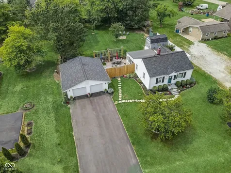 7723 E 75th Street Indianapolis IN 46256