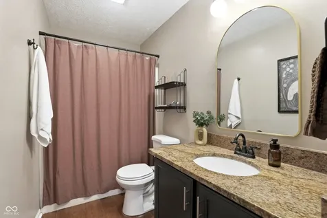 21383 Candlewick Road Noblesville IN 46062