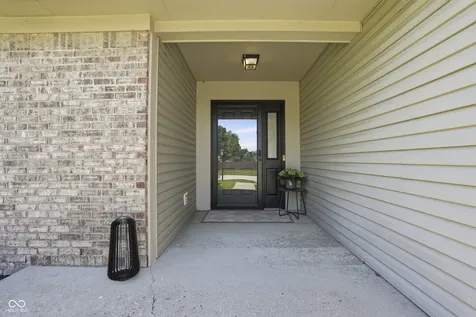 21383 Candlewick Road Noblesville IN 46062