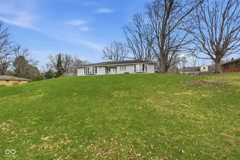 2226 Lake Drive Anderson IN 46012