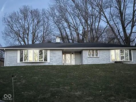 2226 Lake Drive Anderson IN 46012