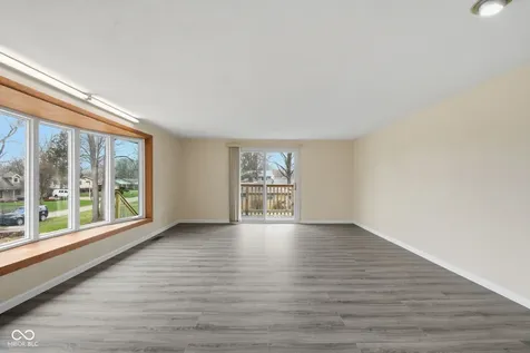 2226 Lake Drive Anderson IN 46012