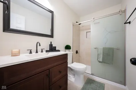 10194 Buell Drive Avon IN 46123