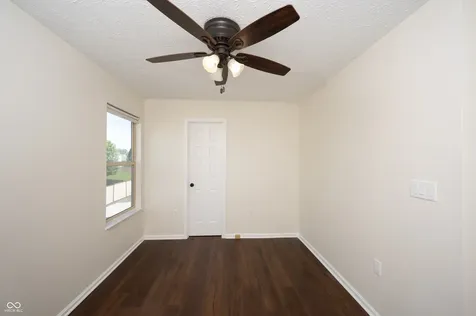 10194 Buell Drive Avon IN 46123
