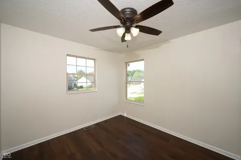 10194 Buell Drive Avon IN 46123