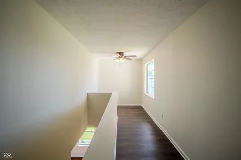 10194 Buell Drive Avon IN 46123