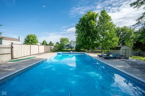 10194 Buell Drive Avon IN 46123