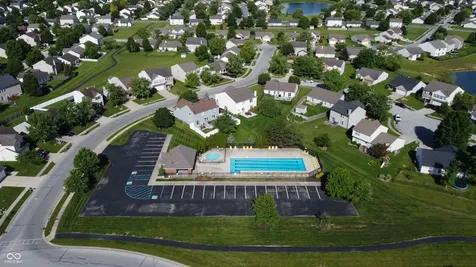 10194 Buell Drive Avon IN 46123