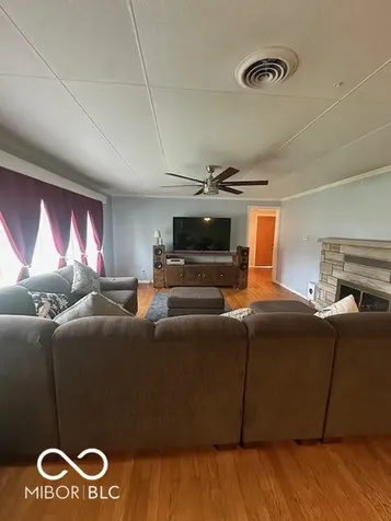 76 Kirk Drive E Indianapolis IN 46234