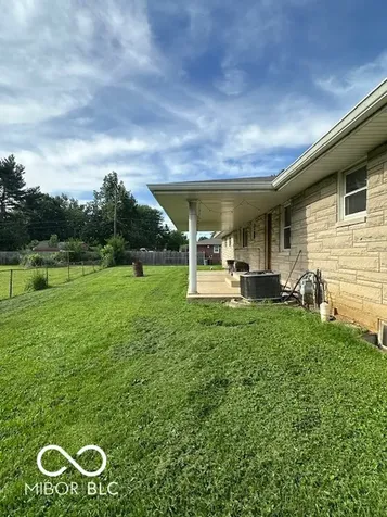 76 Kirk Drive E Indianapolis IN 46234