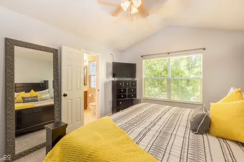 9923 S Redmond Court Indianapolis IN 46236