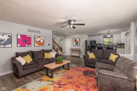 9923 S Redmond Court Indianapolis IN 46236