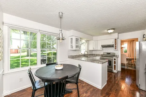 485 Meadowview Court Carmel IN 46032