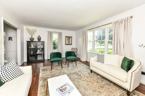 485 Meadowview Court Carmel IN 46032