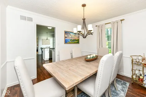 485 Meadowview Court Carmel IN 46032