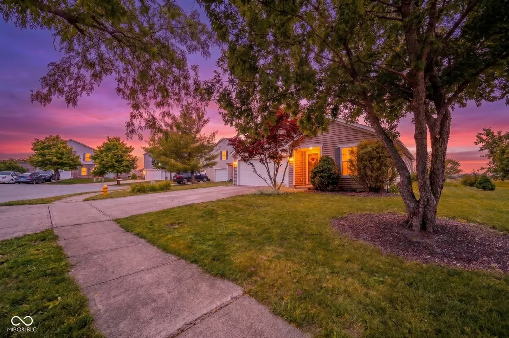 406 Warrior Court Sheridan IN 46069