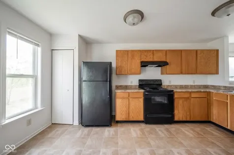 406 Warrior Court Sheridan IN 46069