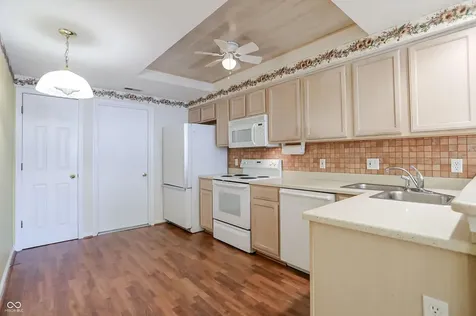 2361 Steeple Chase Shelbyville IN 46176