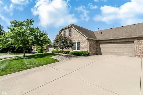2361 Steeple Chase Shelbyville IN 46176
