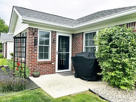 1721 Senior Court Shelbyville IN 46176
