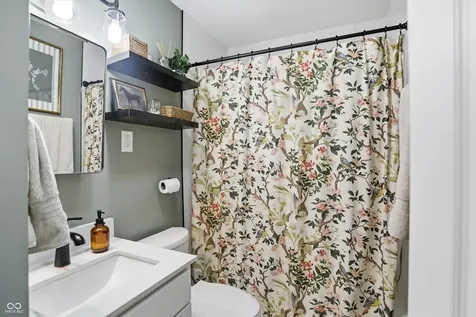 4702 Primrose Avenue Indianapolis IN 46205