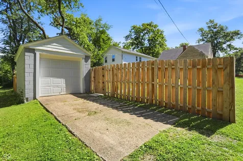 4702 Primrose Avenue Indianapolis IN 46205