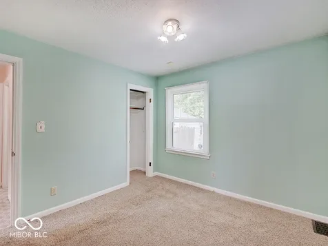 5417 E 18th Street Indianapolis IN 46218