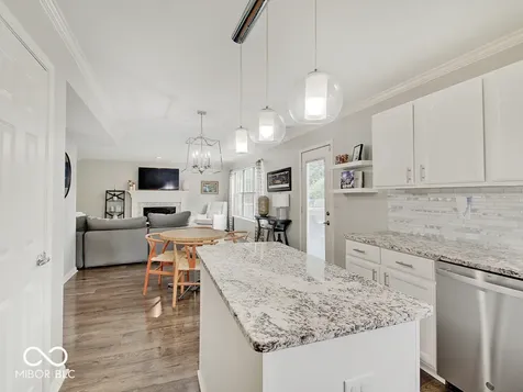 6215 Valleyview Drive Fishers IN 46038