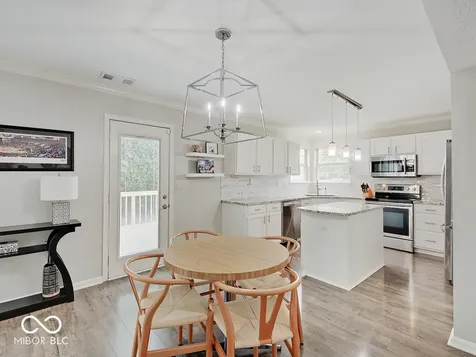 6215 Valleyview Drive Fishers IN 46038