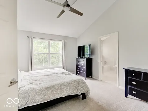 6215 Valleyview Drive Fishers IN 46038