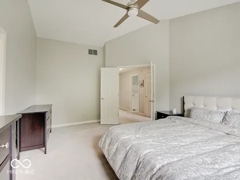 6215 Valleyview Drive Fishers IN 46038