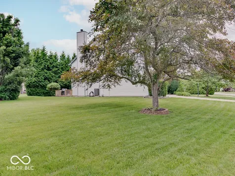 6215 Valleyview Drive Fishers IN 46038