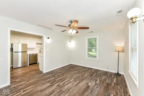 4213 Lloyd Street Indianapolis IN 46239