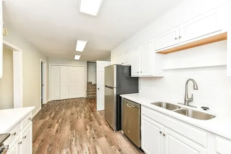 4213 Lloyd Street Indianapolis IN 46239