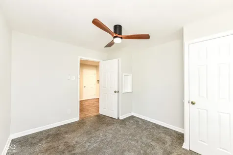 4213 Lloyd Street Indianapolis IN 46239