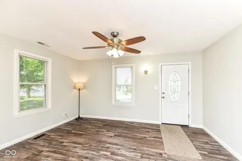 4213 Lloyd Street Indianapolis IN 46239