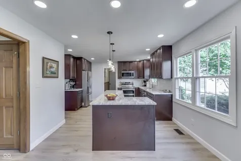 6724 W Sweet Creek Drive New Palestine IN 46163